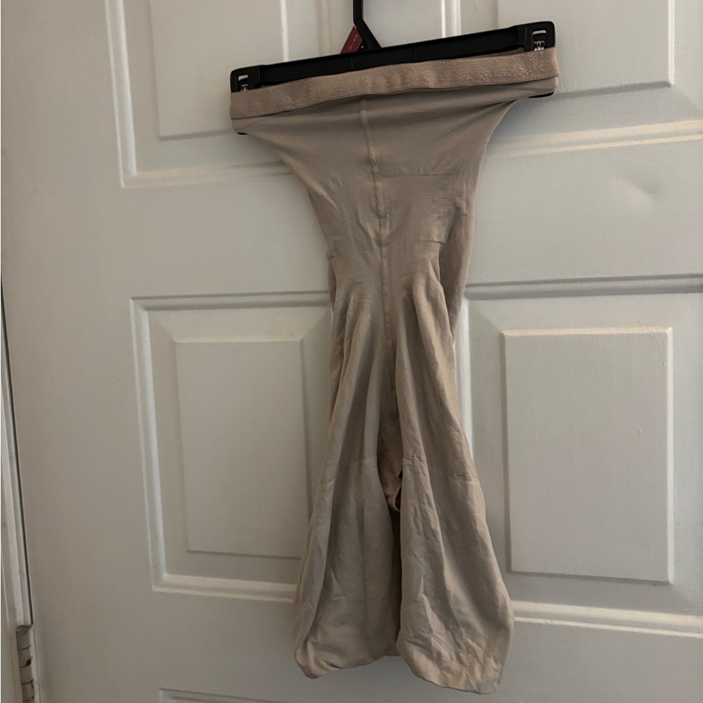 SPANX Nude Shaper for thighs and core.PRICE FIRM!